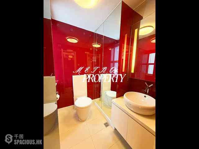 Pok Fu Lam - Woodbury Court 19