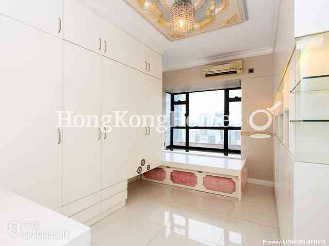 Mid Levels Central - The Grand Panorama 09