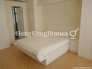 Central - 1-3, Shin Hing Street 05