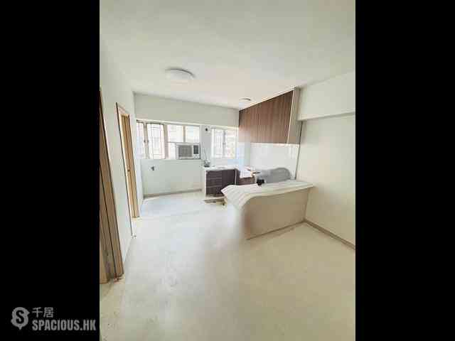To Kwa Wan - H.I.C.B. Building 01