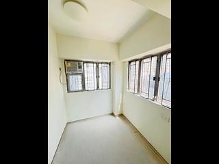 To Kwa Wan - H.I.C.B. Building 02