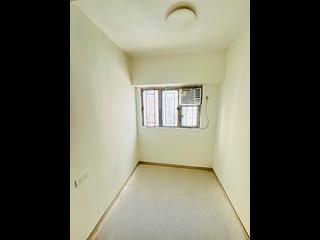 To Kwa Wan - H.I.C.B. Building 05