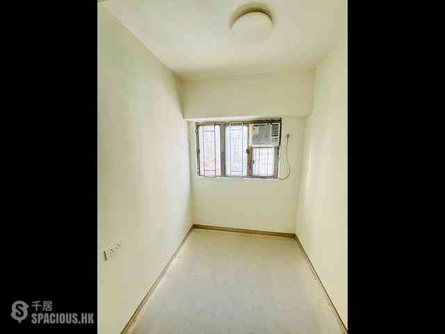 To Kwa Wan - H.I.C.B. Building 05