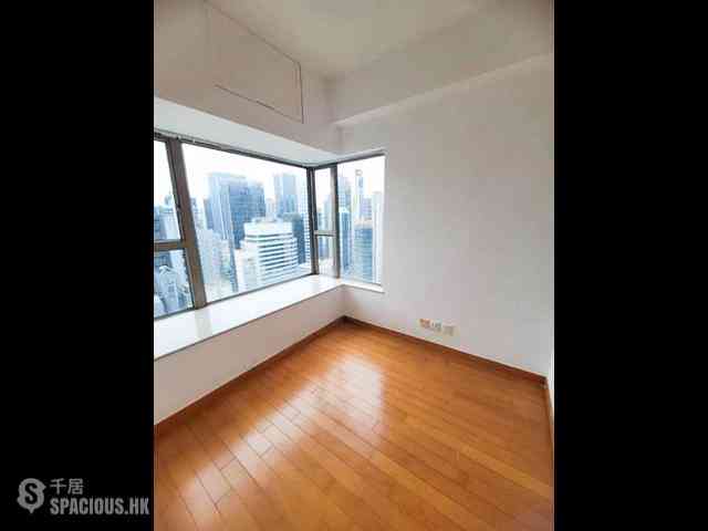 Wan Chai - The Zenith 03