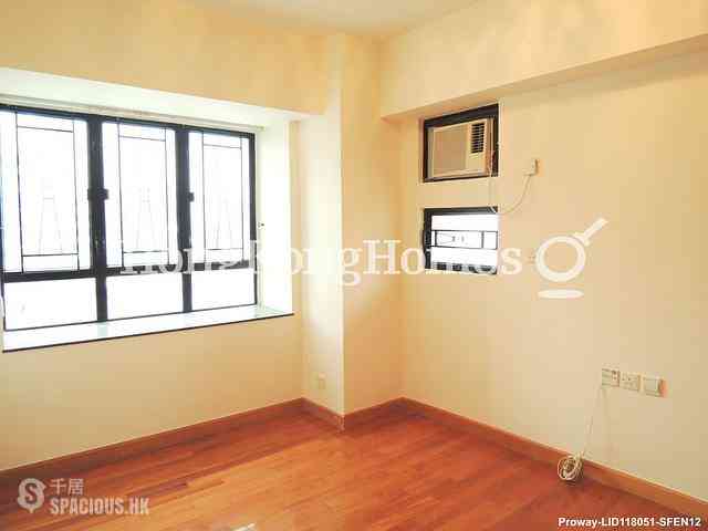 Mid Levels Central - Robinson Heights 06