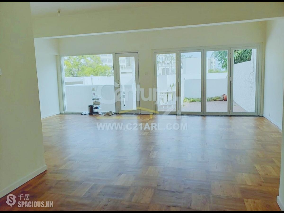 Chung Hom Kok - Jadebeach Villa 01