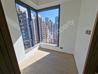 Sai Ying Pun - Des Voeux W Residence 04