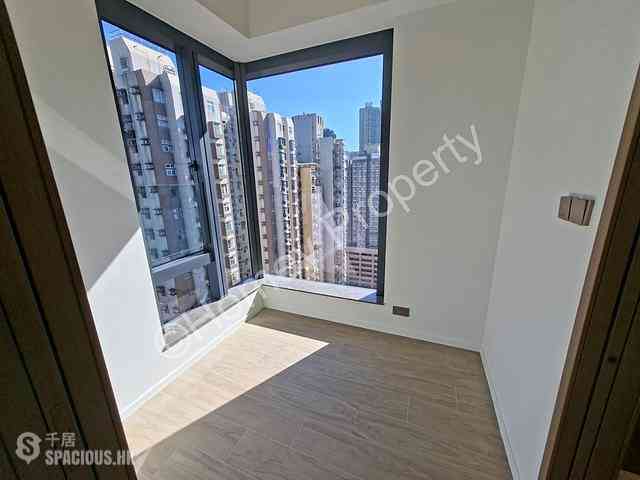 Sai Ying Pun - Des Voeux W Residence 04