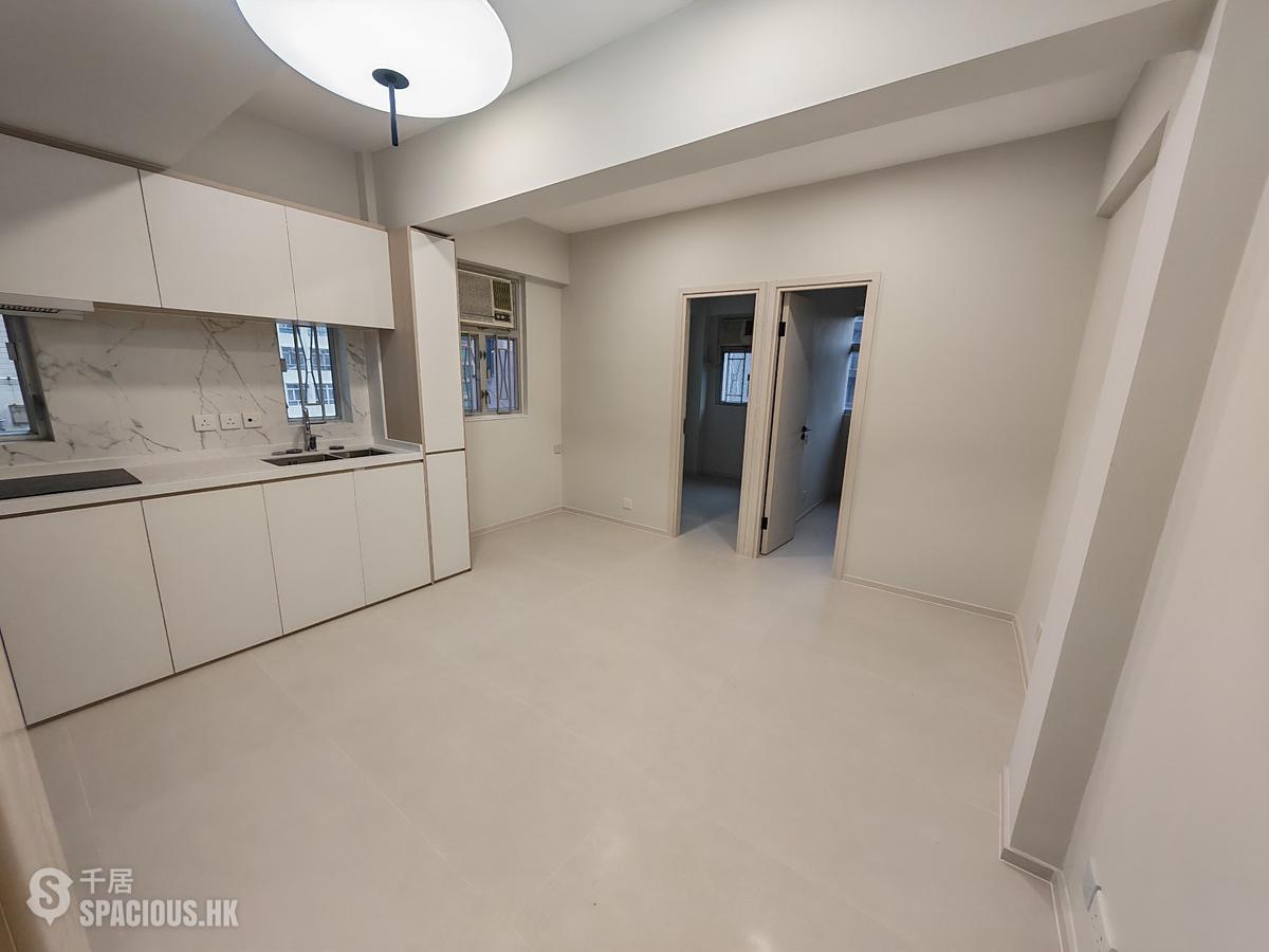 Shau Kei Wan - Pak Ling Mansions 01