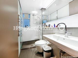Wan Chai - Phoenix Court 07