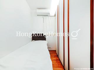 Wan Chai - Phoenix Court 08