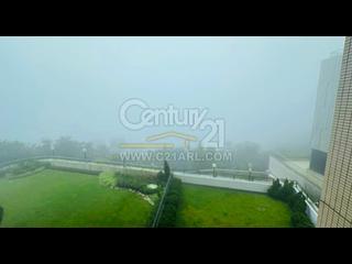 The Peak - Vivian Court 02