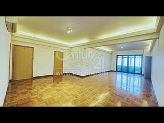 The Peak - Vivian Court 03