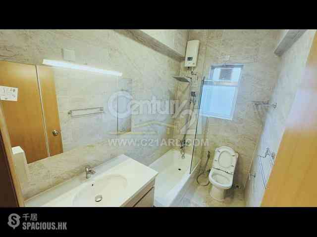 The Peak - Vivian Court 11