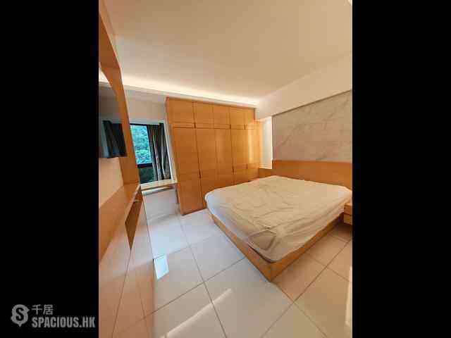 Happy Valley - Celeste Court 03