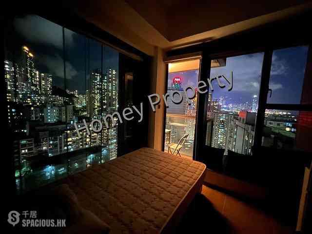 North Point - One Prestige 07