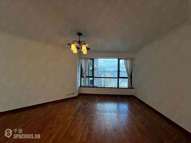 Mid Levels West - 80 Robinson Road 01