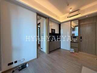 Sai Ying Pun - Two・Artlane 06
