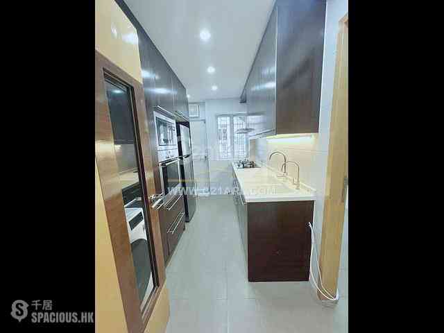 Mid Levels Central - Happy Mansion 03