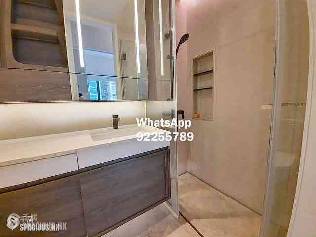 Sai Ying Pun - Bohemian House 05