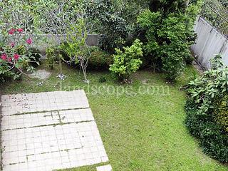Chung Hom Kok - 13-25, Ching Sau Lane 04