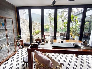 Chung Hom Kok - 13-25, Ching Sau Lane 08