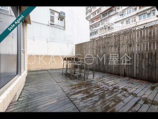 Wan Chai - The Morrison 12