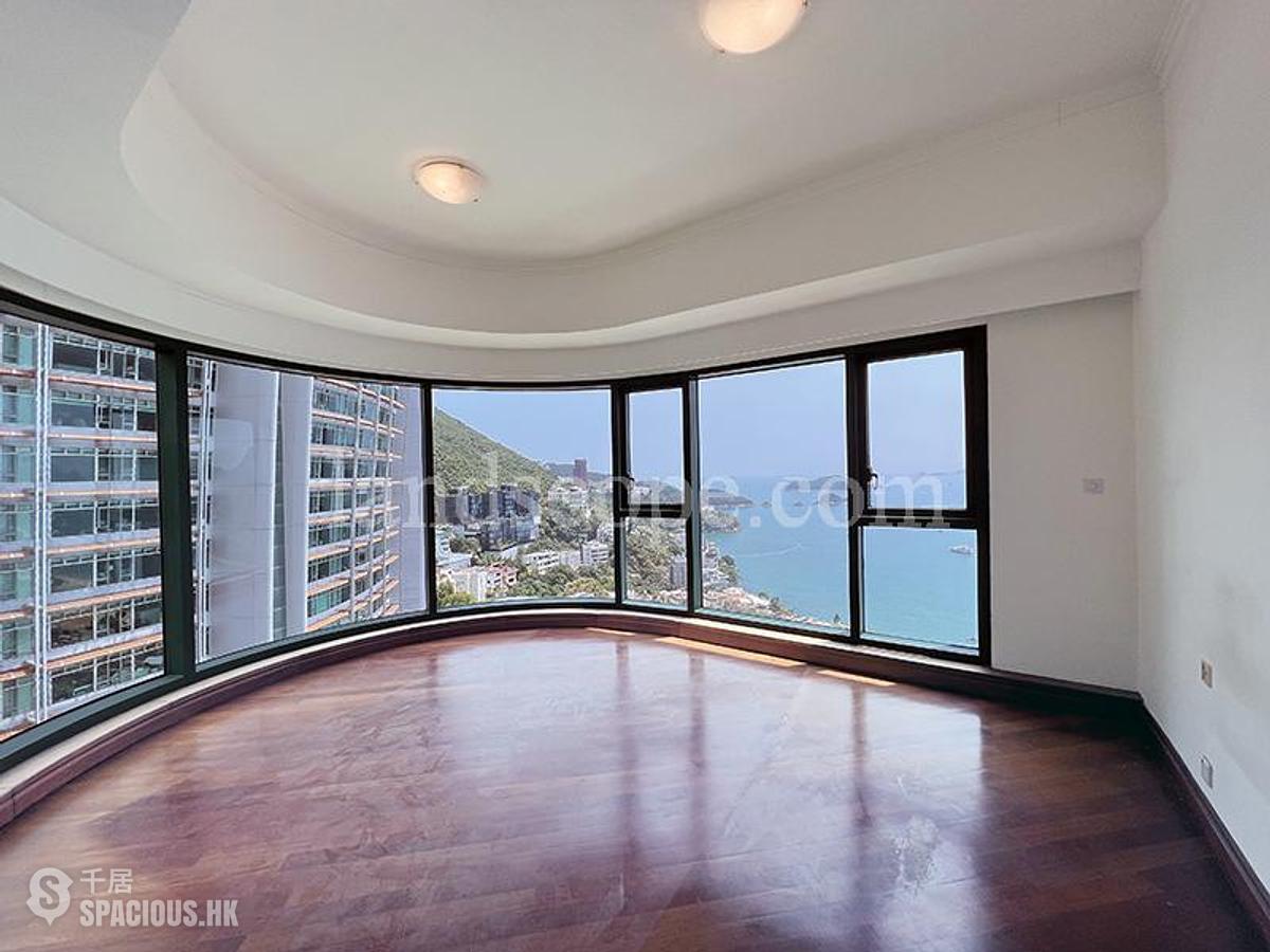 Repulse Bay - Fairmount Terrace 01