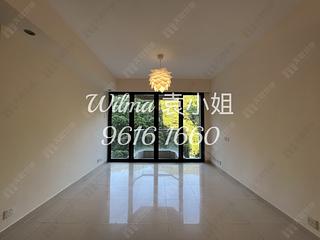 Tai Hang - Ronsdale Garden 02