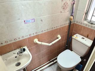 Shau Kei Wan - Fu King Building 04