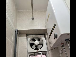 Shau Kei Wan - Fu King Building 05