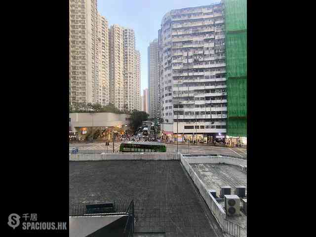 Quarry Bay - Westlands Gardens Block B 03