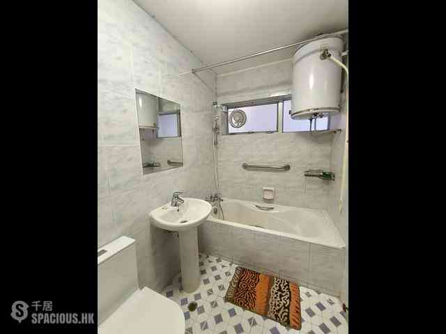 Quarry Bay - Westlands Gardens Block B 07