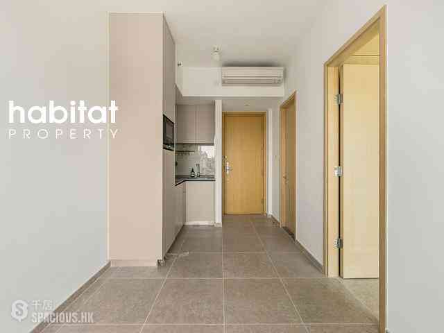 Sai Ying Pun - No.8 Hing Hon Road (Resiglow-Bonham) 04
