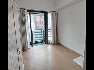 Shek Tong Tsui - Novum West 02