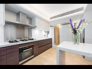 The Peak - Kellett House 21