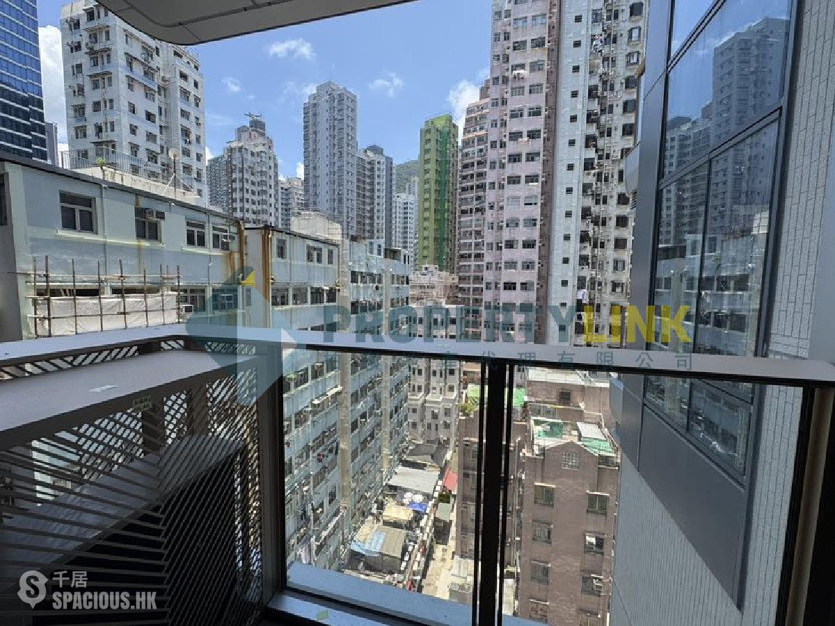 Sai Ying Pun - Des Voeux W Residence 01