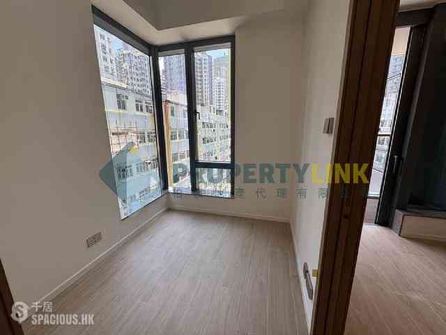 Sai Ying Pun - Des Voeux W Residence 06