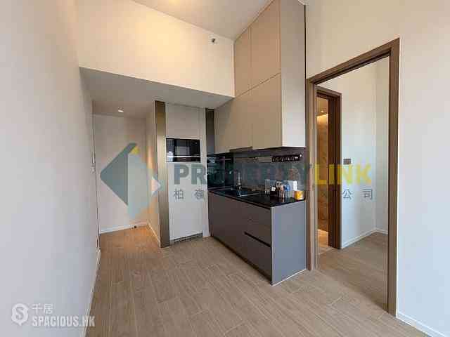 Sai Ying Pun - Des Voeux W Residence 05