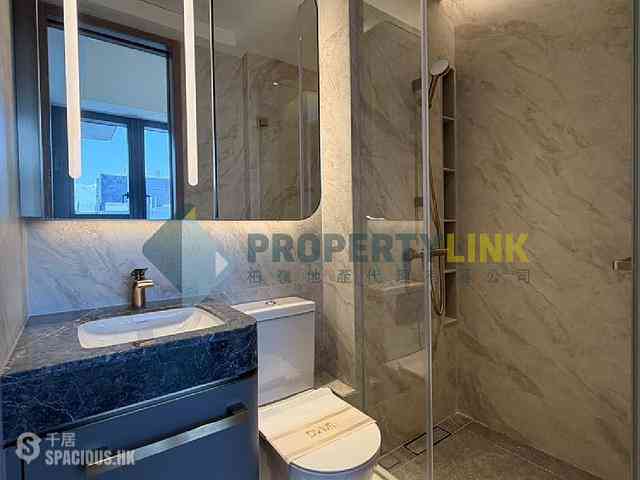Sai Ying Pun - Des Voeux W Residence 06