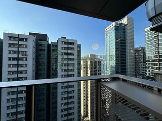 Sai Ying Pun - Des Voeux W Residence 07