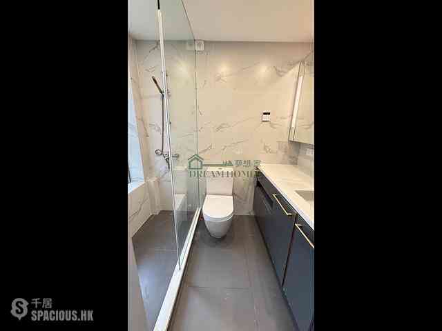 Sai Ying Pun - Island Crest 11