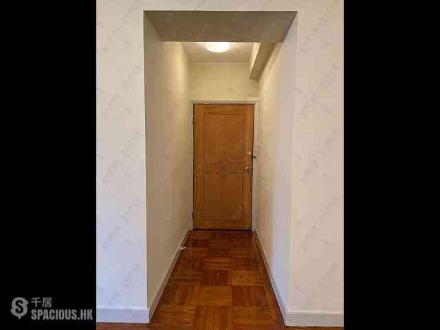 Mid Levels Central - The Grand Panorama Block 1 04