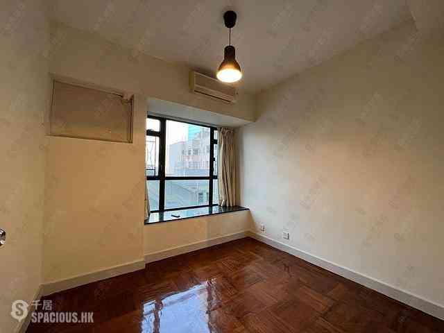 Mid Levels Central - The Grand Panorama Block 1 09