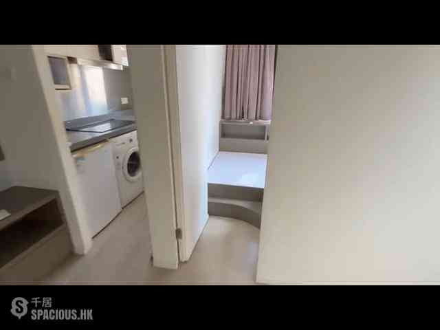 Shek Tong Tsui - Hang Lung Bank Western Branch Building 01