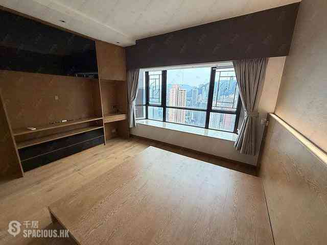 Mid Levels Central - Yukon Court 07