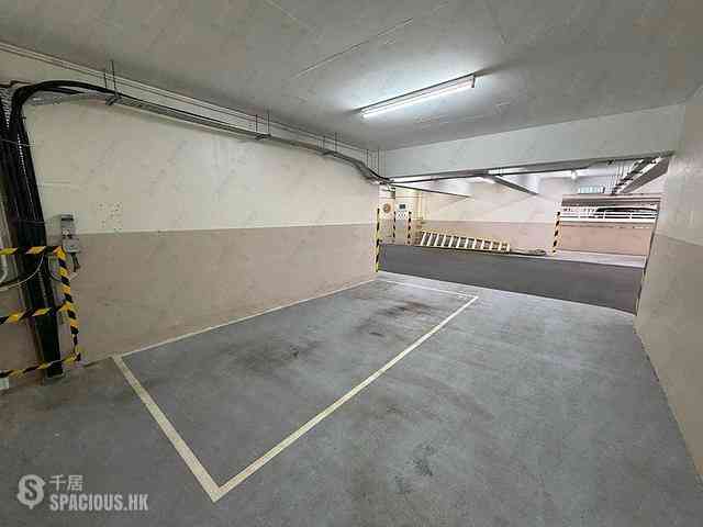 Mid Levels Central - Yukon Court 18