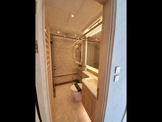 Sai Ying Pun - 63, Pokfulam Emerald House (Tower 2) 07