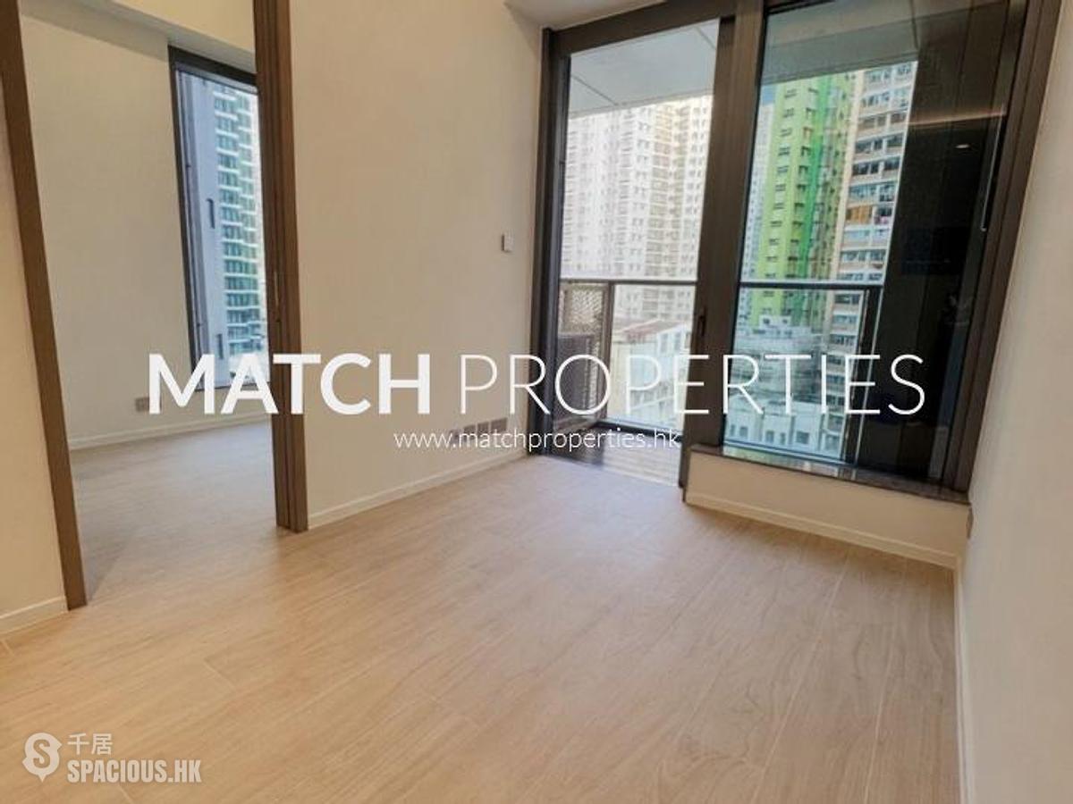 Sai Ying Pun - Des Voeux W Residence 01