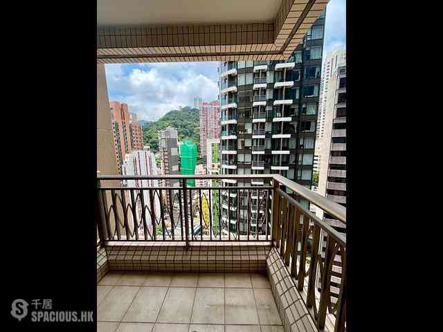 Wan Chai - The Zenith Phase 1 Block 2 01
